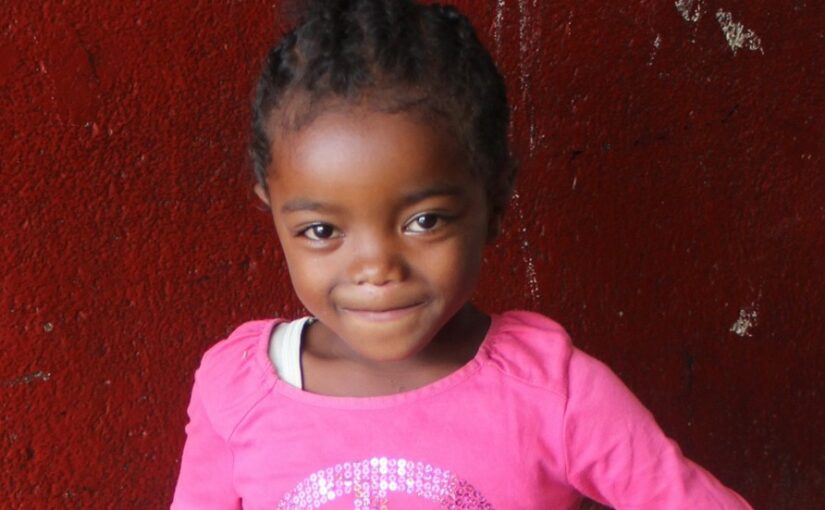 Victoria – 6 ans (F) – Ankazomanga – Tananarive – Madagascar – en ligne le 31 janvier